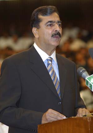 Pakistani premier sacks national security adviser 