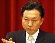 Japanese premier in Delhi to boost economic, defence ties