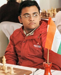 Abhijeet wins, Sasikiran loses 