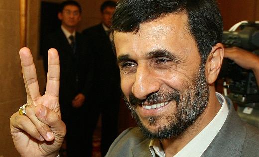 Iran's Ahmadinejad congratulates new Pakistan president 