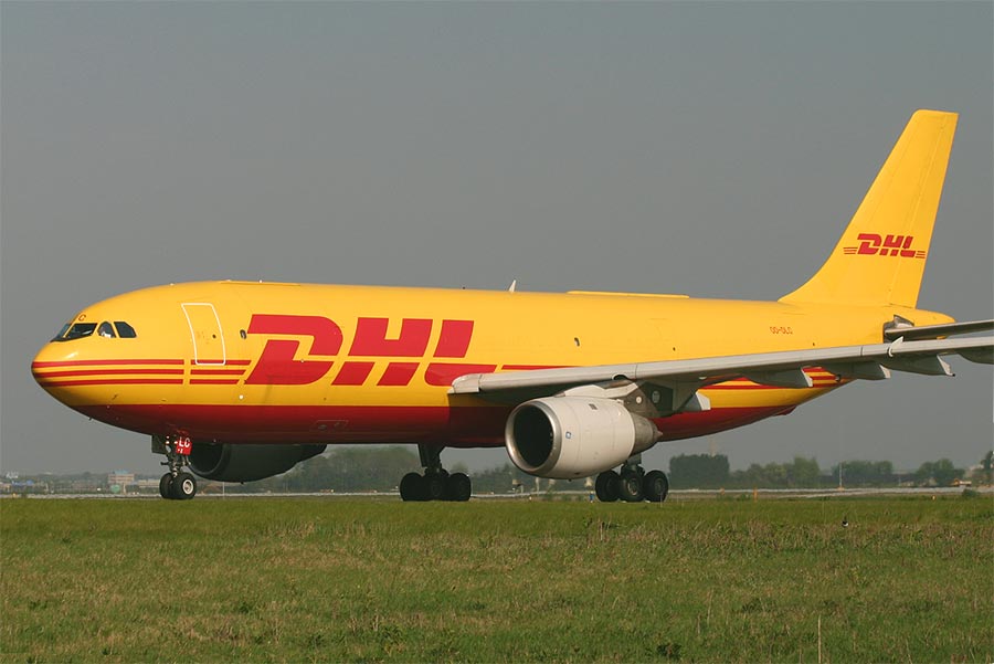 DHL pulls out of airport on "Hungarian Sea", Lufthansa to stay 