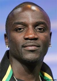 Akon, T-Pain Oz concert marred by violence