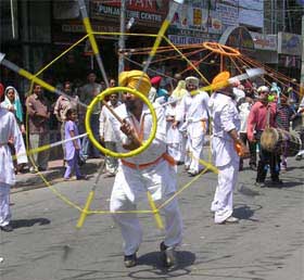 Religious procession taken out on birth anniversary of Guru Arjan Dev