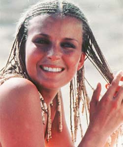 Bo Derek says no to plastic surgery