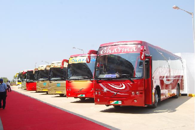 States order 11,185 buses