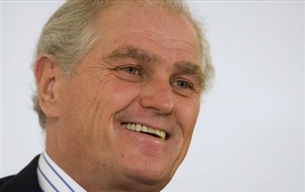 Calderon officially announces resignation as Real boss 