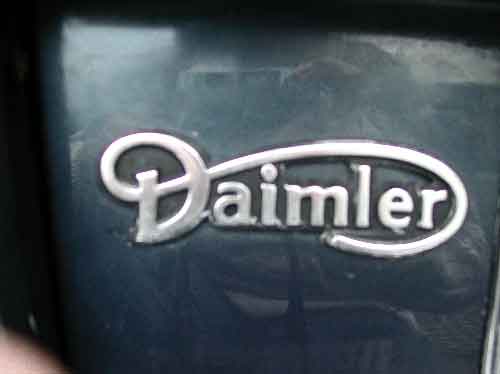 Daimler shares jump as company posts third-quarter profit 