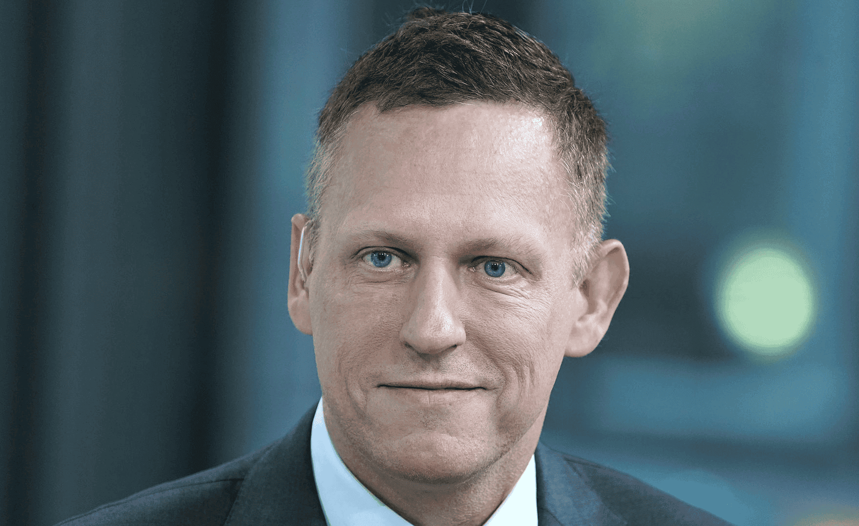 Palantir Chairman Peter Thiel Plans to Sell 1 Billion Worth of