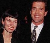 Mel Gibson's wife files for divorce 