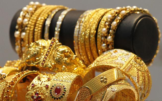 FM rolls back excise duty on gold jewellery