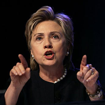 Clinton seeks "smart power" in tackling international problems