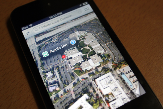 Apple looking for help on iOS 6 Maps app from its retail store employees 