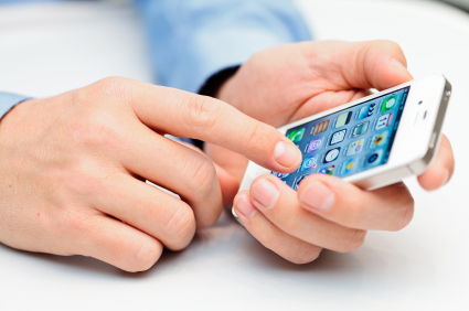Apple sends out Iphone survey seeking customer feedback