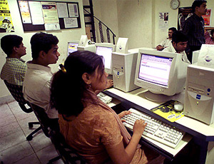 India to have 121 million internet users by December