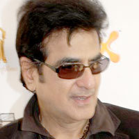 Bollywood actor Jeetendra becomes latest shoe gate target
