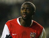 Manchester City sign Toure from Arsenal 