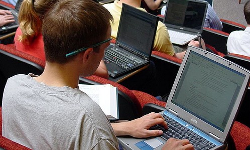 Laptops Help Make Pupils More Attentive In Classrooms