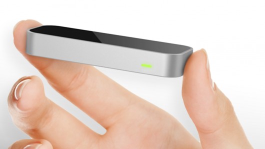 Leap Motion develops technology for 3D-gesture sensing controller