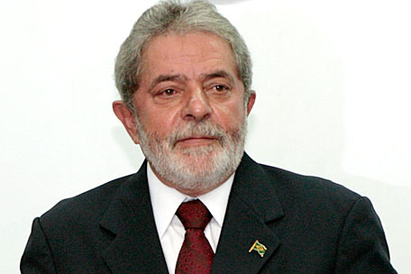 Lula: If necessary, troubled banks must be nationalized 