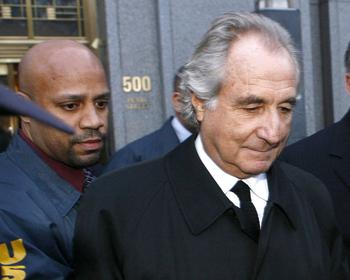 Madoff pleads guilty to massive fraud in court 