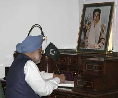 India Prime Minister Dr. Manmohan Singh