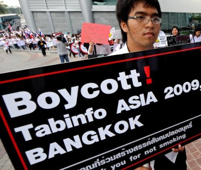 Hundreds of Thais protest tobacco congress in Bangkok