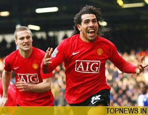 United fight back to book final berth