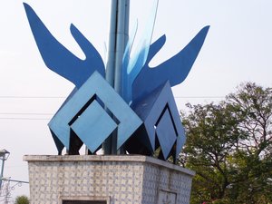SAIL Q4 Net Up 40% 