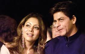 SRK And Gauri Celebrate 20th Marriage Anniversary Today