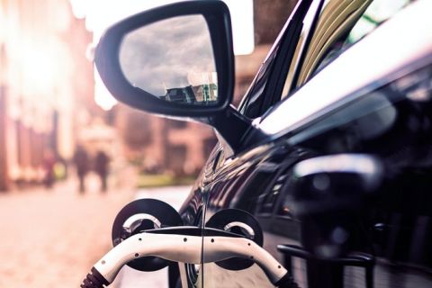 NHPC signs e-mobility pact with CESL to get 25 EVs, 3 fast chargers