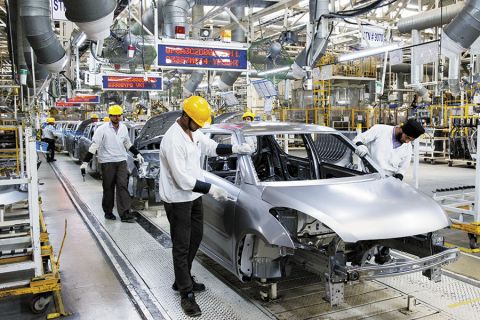 Ashwani Gujral: Buy Maruti Suzuki, Jubilant Life; SELL Tata Steel, Axis Bank and Adani Ports