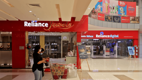 Reliance Retail Expands in Hyper-local, Non-food Segment and High Margin Segments