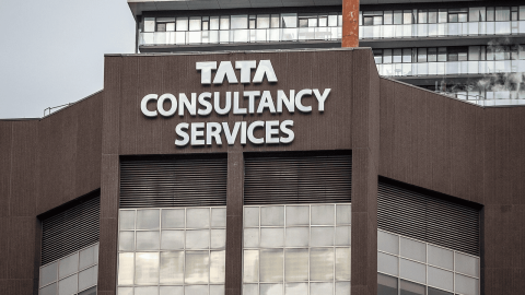 TCS Share Price Jumps; Technical Analysis, Resistance Levels and Fibonacci Retracement
