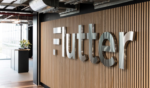 Flutter Entertainment (NYSE:FLUT) Upgraded to BUY by Needham Research Team