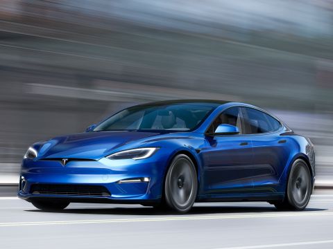 Tesla Stock Price Declines 3.5 Percent; Piper Sandler Overweight with $400 Target Price