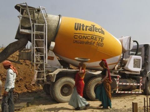 Mitesh Thakkar: BUY Dabur, Maruti Suzuki, UltraTech Cement; SELL Petronet LNG