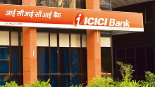 ICICI Bank Share Price Jumps 2.2% in Bullish Markets; Stock Showcasing Bullish Trends