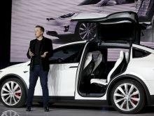 Tesla’s market value could jump to $2 trillion within two years: Daniel Ives