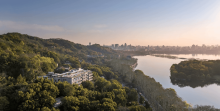 Shangri-La Group Unveils Ultra-Luxury Brand ‘Signatures’ with The Silk Lakehouse in Hangzhou