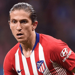 Filipe Luis Emerges as Brazil’s Next Coaching Phenomenon After Flamengo Triumphs