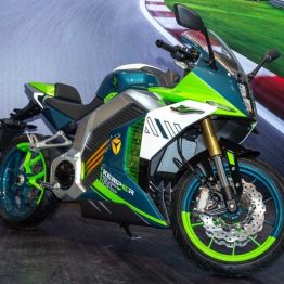 Yadea Kemper RC e-sportbike impresses with top-notch specs & robust performance