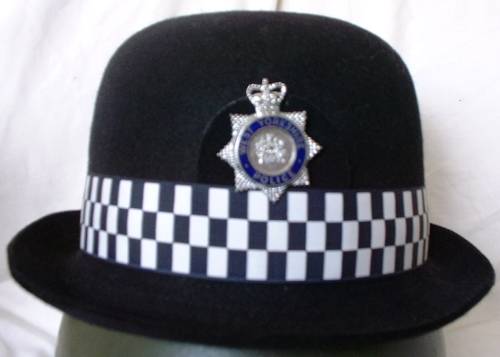 Brit girl police worker, lady constable in drunken orgy shame