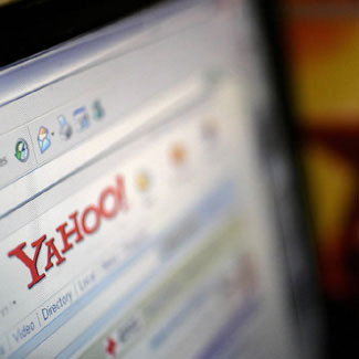 Yahoo begins rolling out upgraded e-mail service